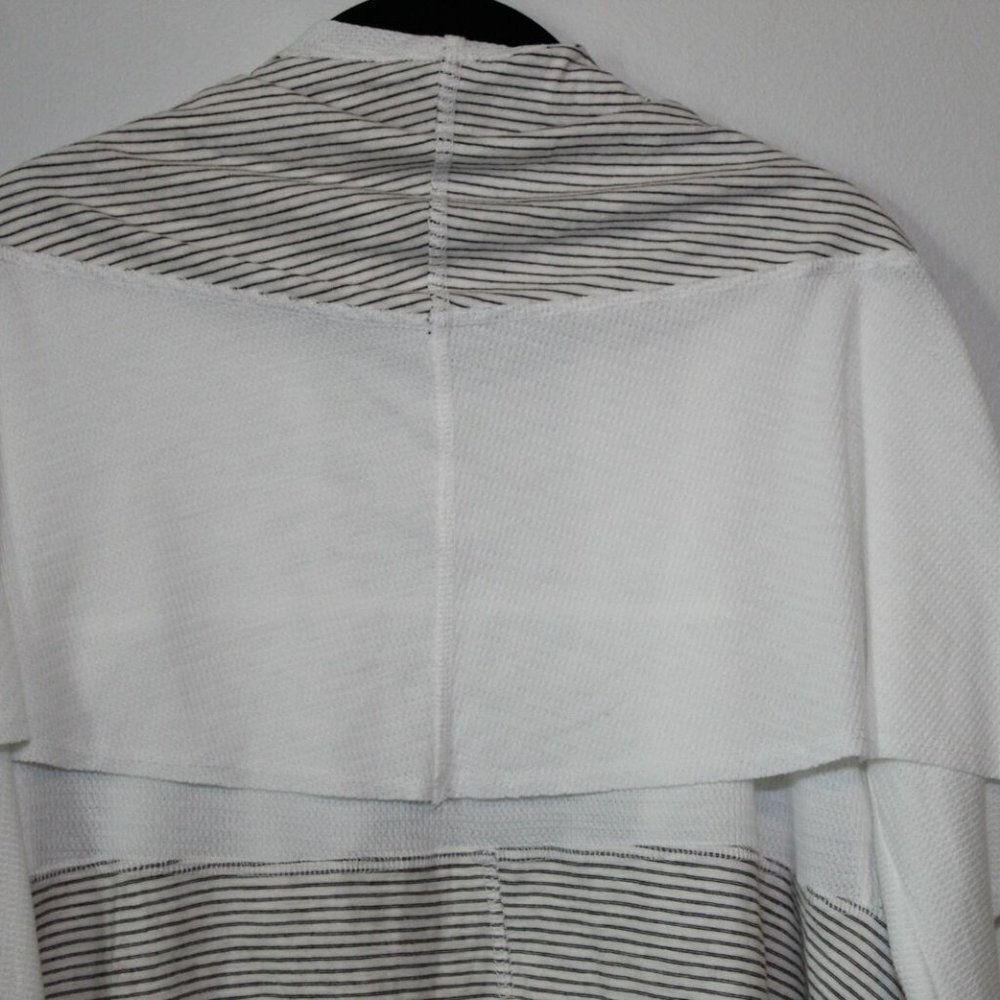 ✨2/$20 Soft Surroundings Open Front Drape Cardigan White Women's Small H12770 - Picture 9 of 12